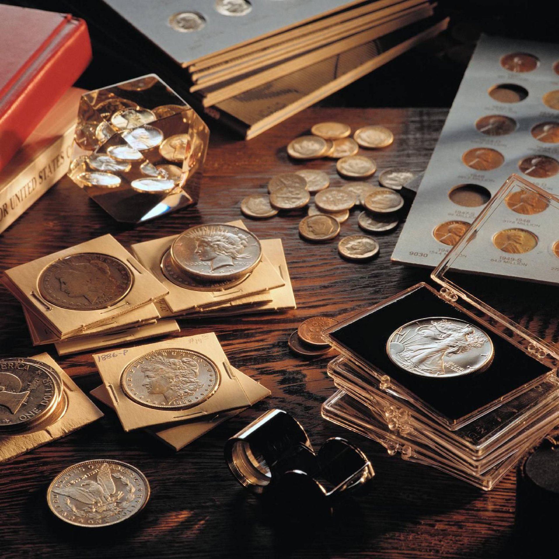 Graded numismatic coins